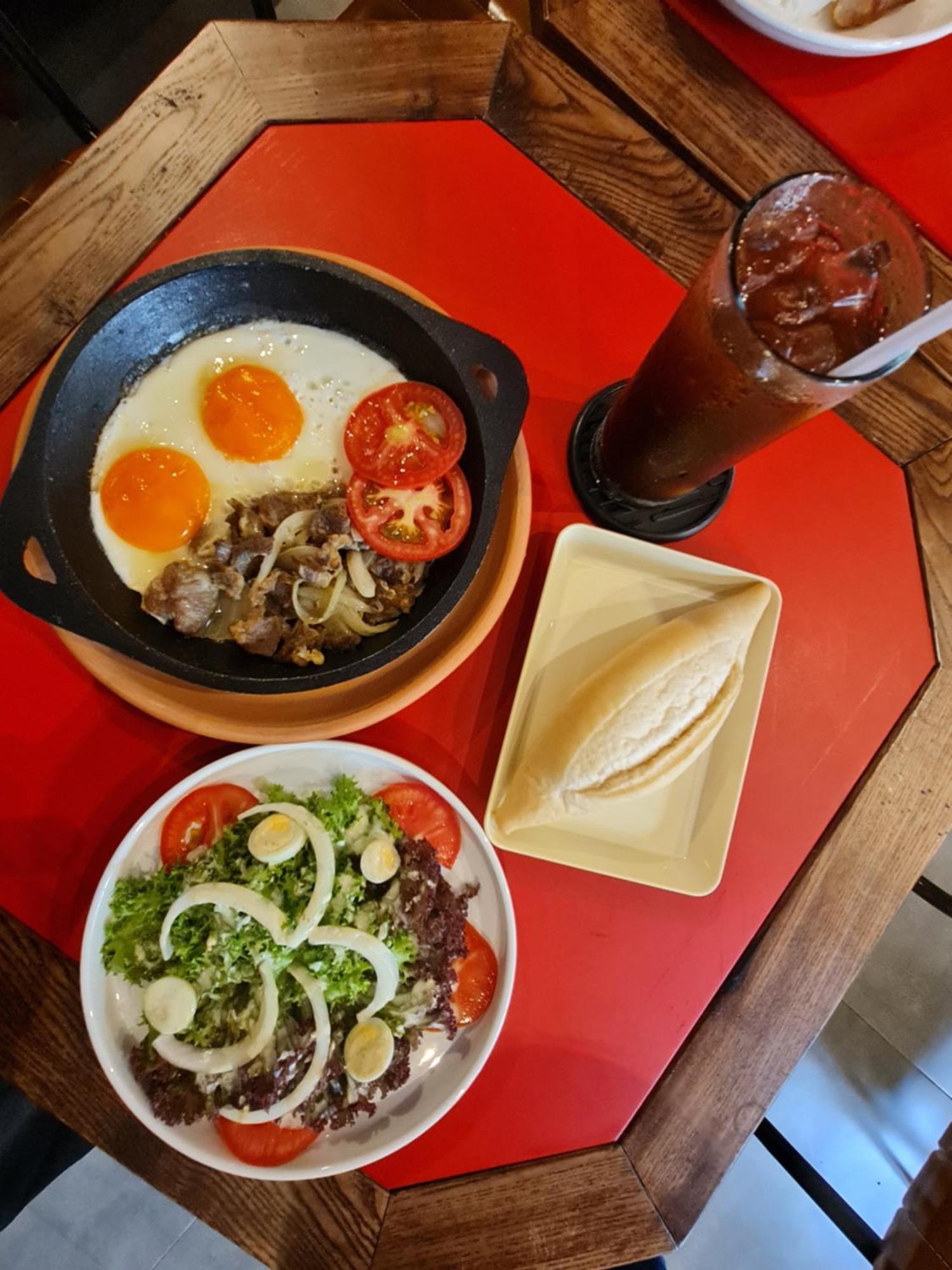 Myths Saigon 3*